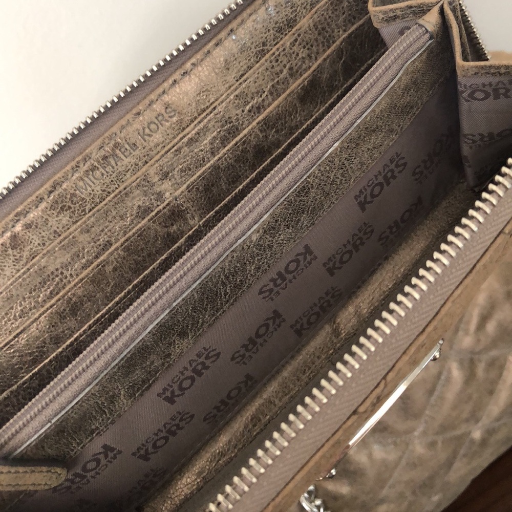 Michael Kors purse and wallet set - Picture 4 of 4